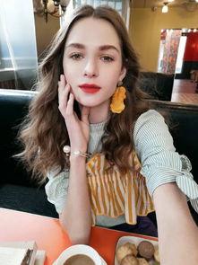 国产模特在线,展现东方魅力,引领时尚潮流 第1张 国产模特在线,展现东方魅力,引领时尚潮流 第1张